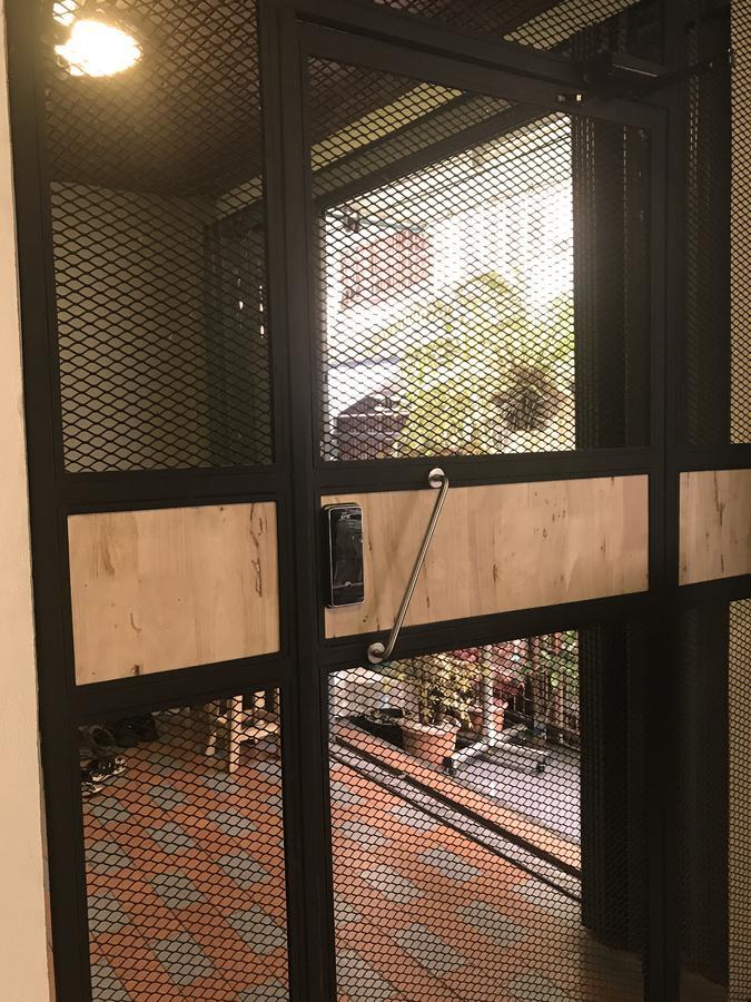 Once In Bangkok With Me Guesthouse Eksteriør billede